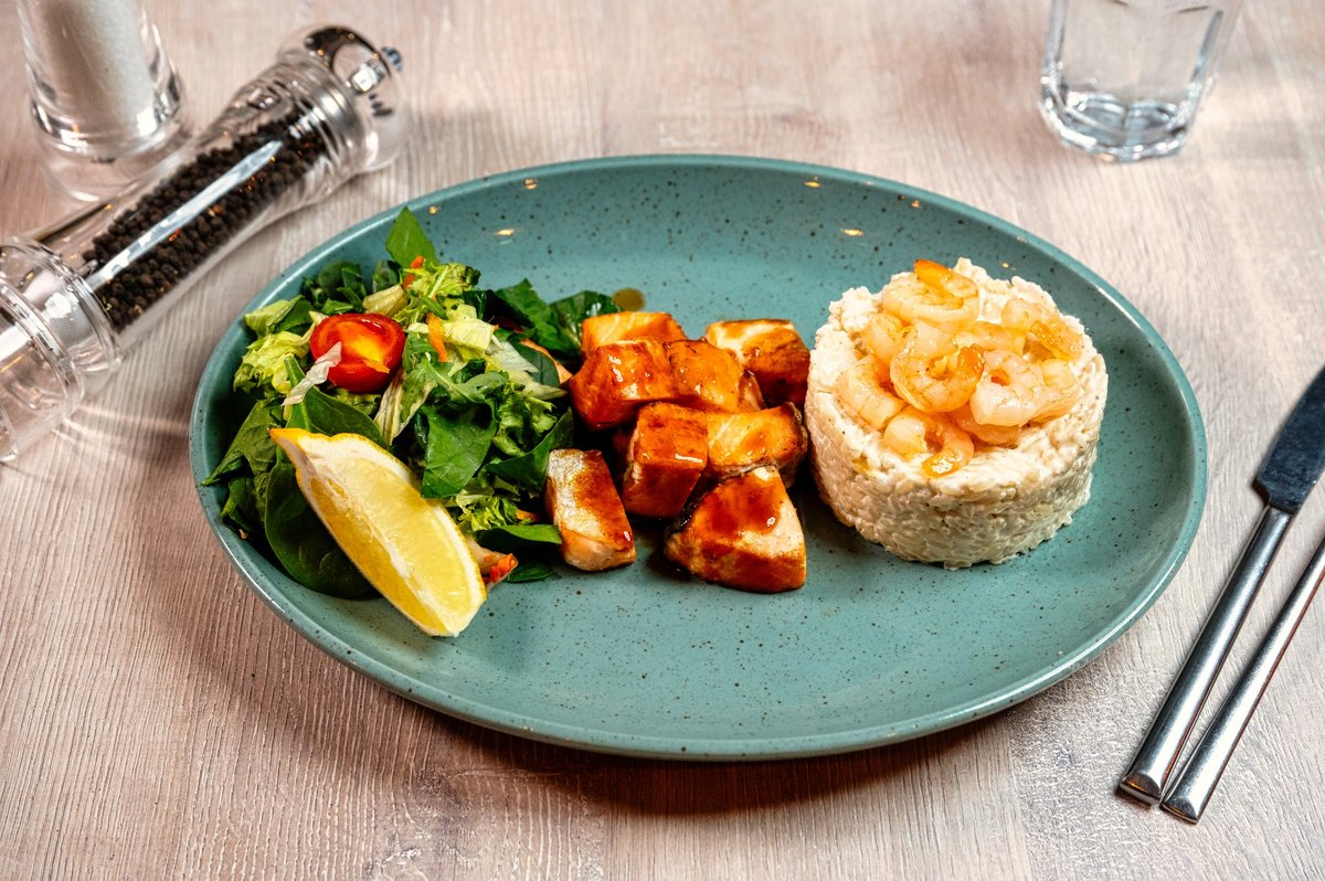 Trio combo cu somon teriyaki
