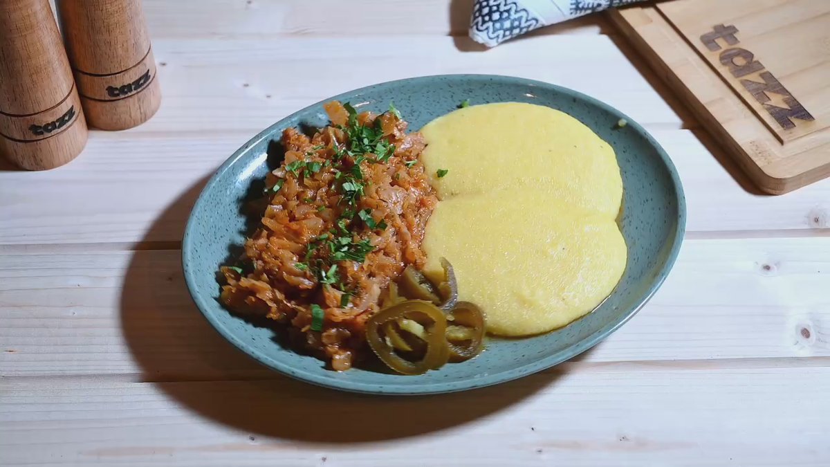 Varza la cuptor cu mamaliga si jalapeno