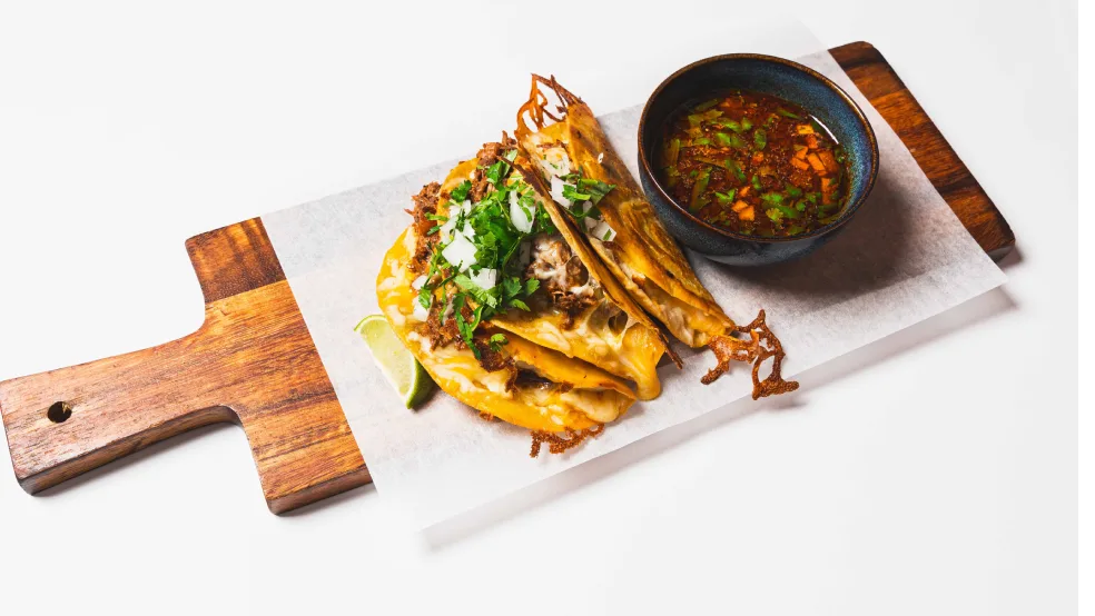 Birria Högrev Tacos 3 st + Dryck