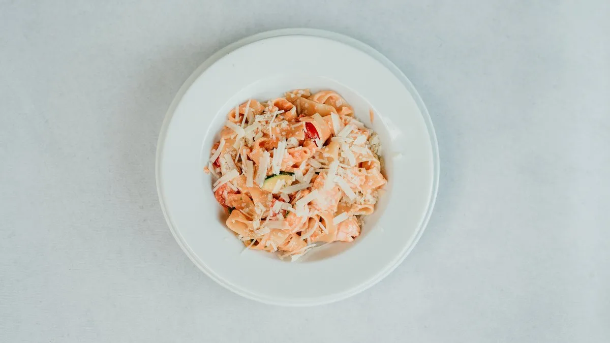 Pappardelle z łososiem