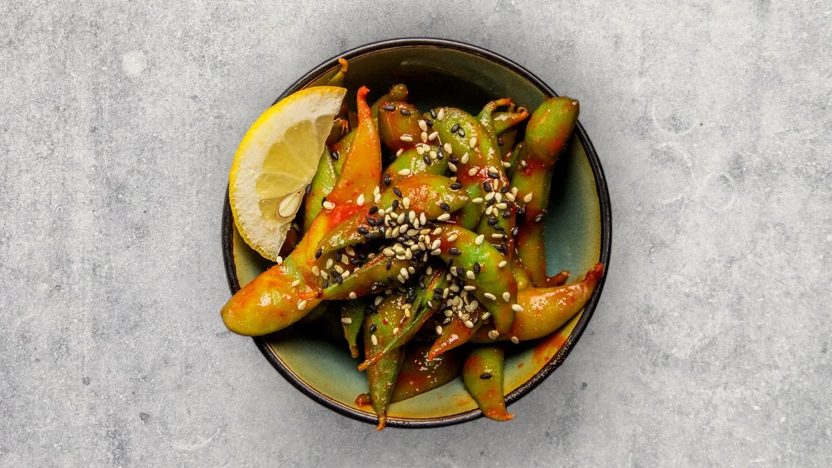 Spicy Edamame (V)