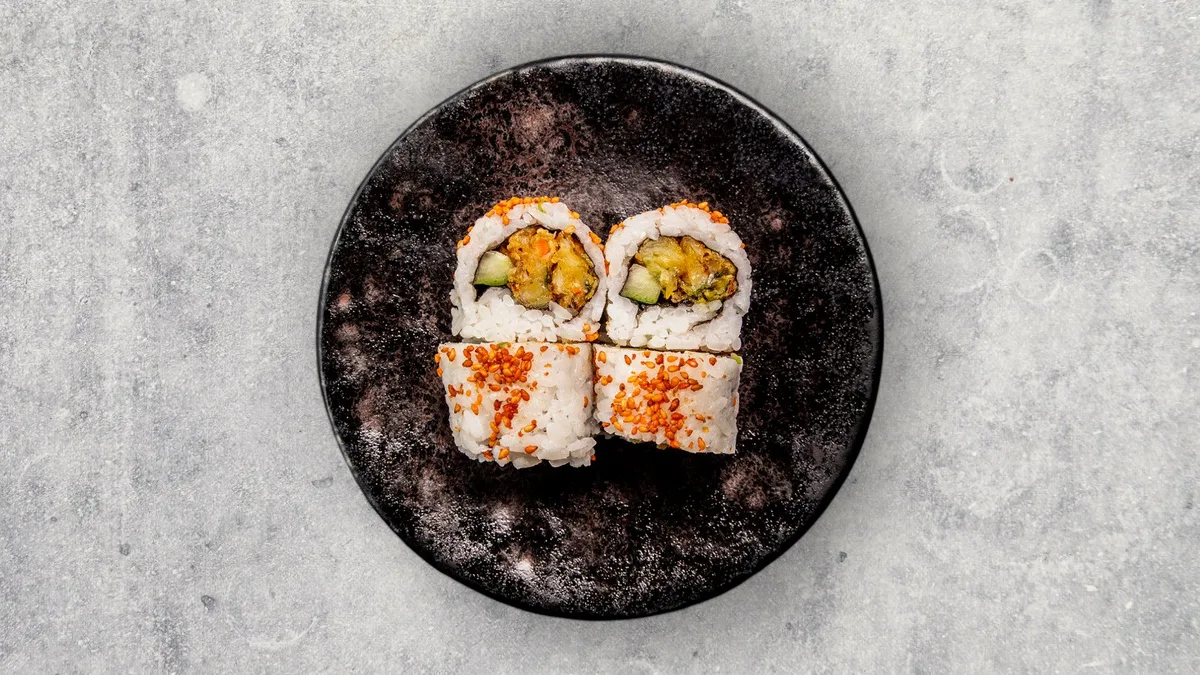 Uramaki Kakiyaki (8 stk) (V)