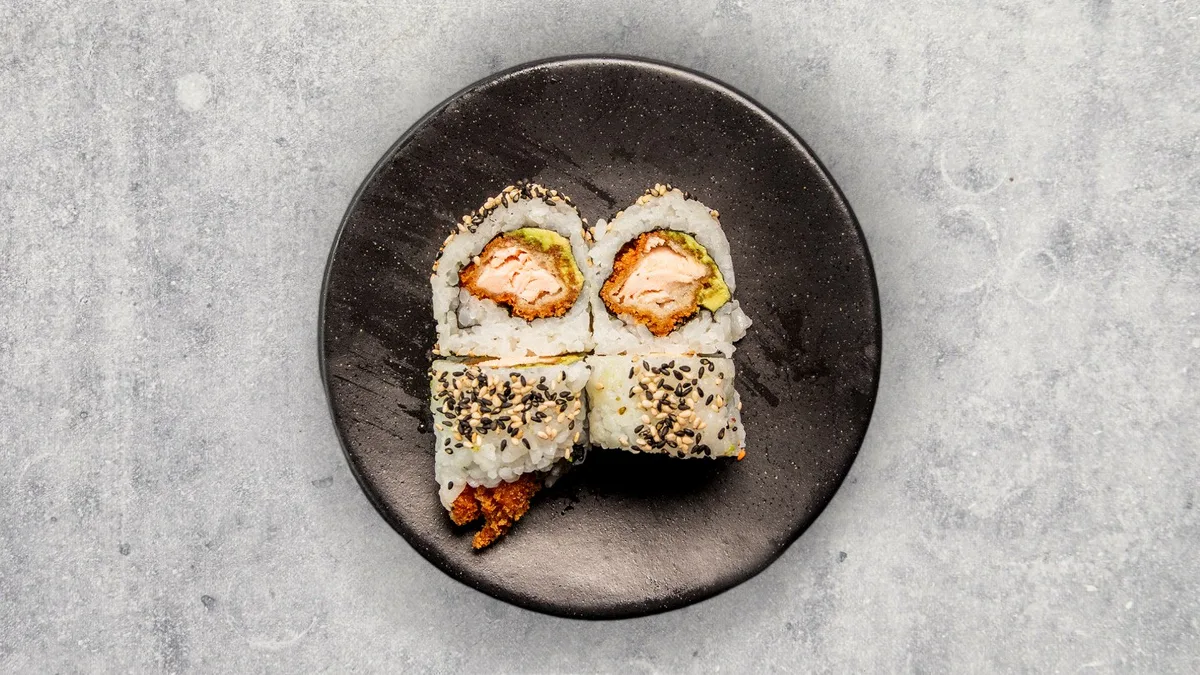 Uramaki Tempura Laks (8 stk)