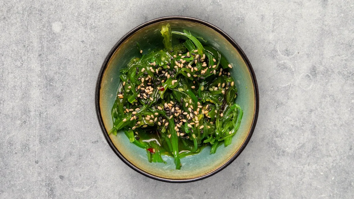 Wakami Salat (V)
