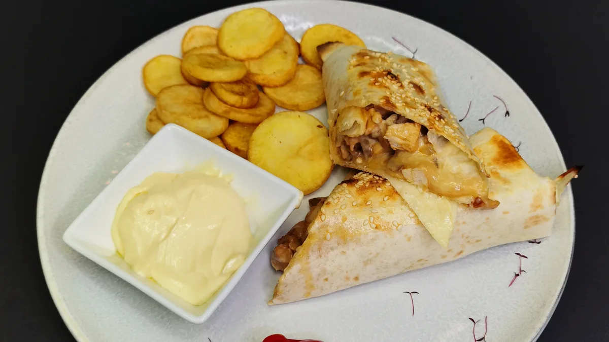 Chicken 'n' cheese