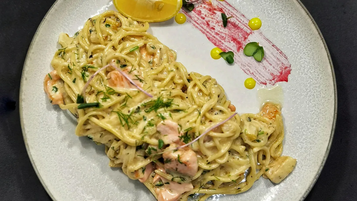 Pasta losos kruška