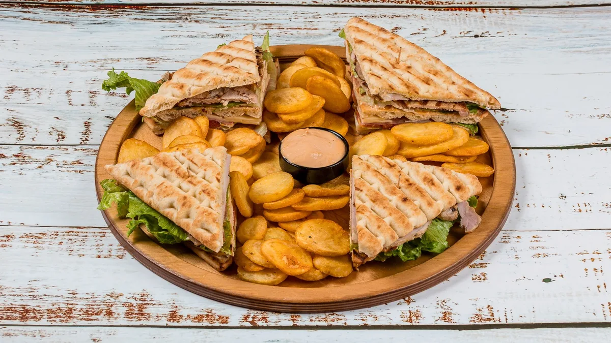 Club Sandwich Χοιρινό