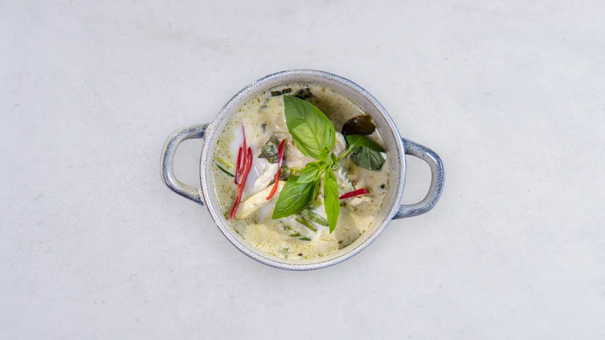 Kaeng Keow Wann z kurczakiem