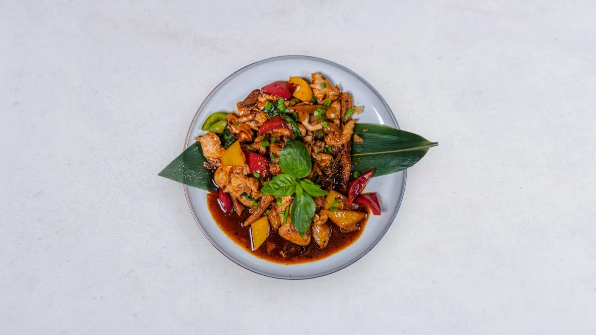 Kai Phat Phrik Phao
