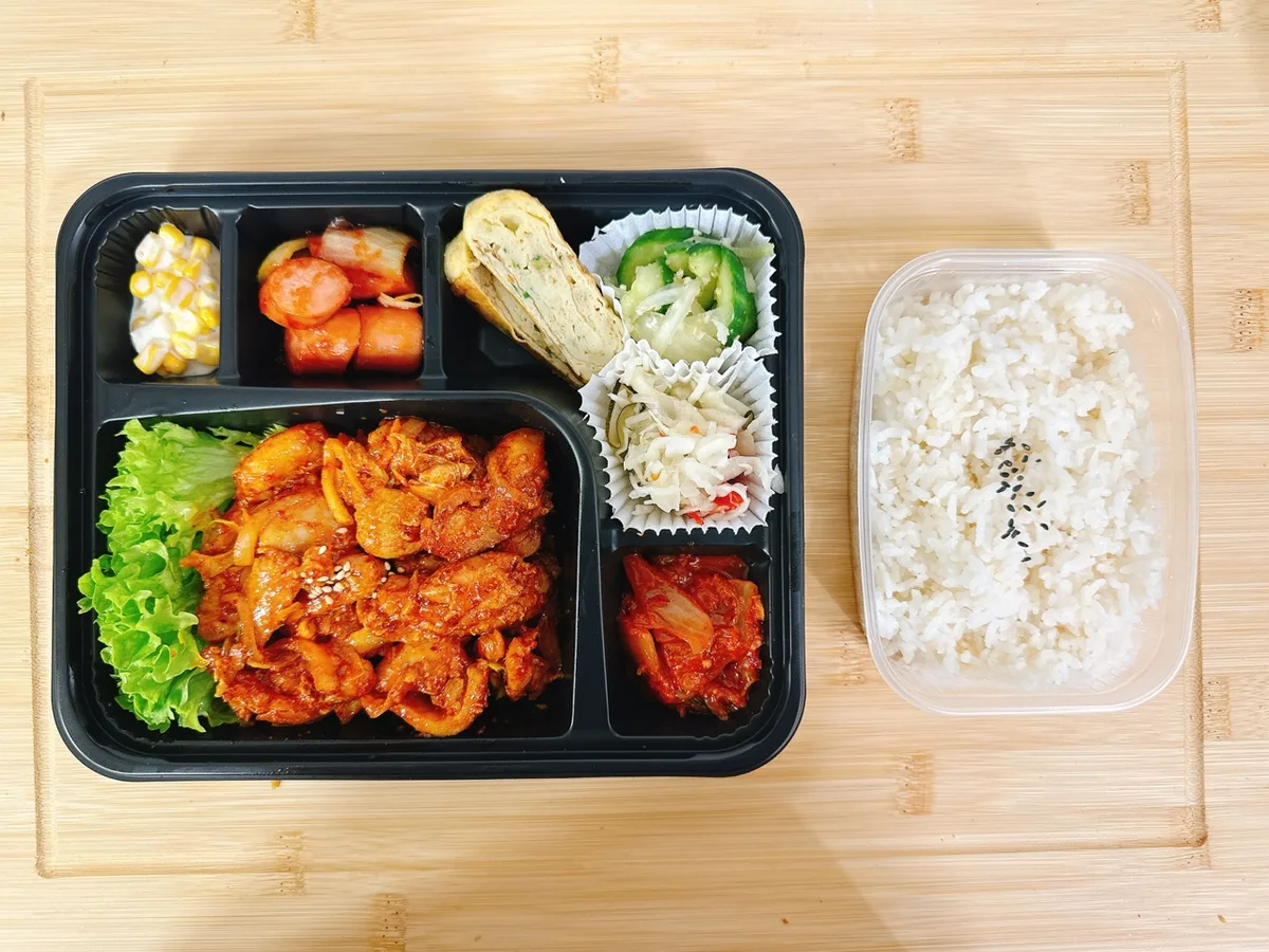Dakgalbi Dosirak (닭갈비 도시락)