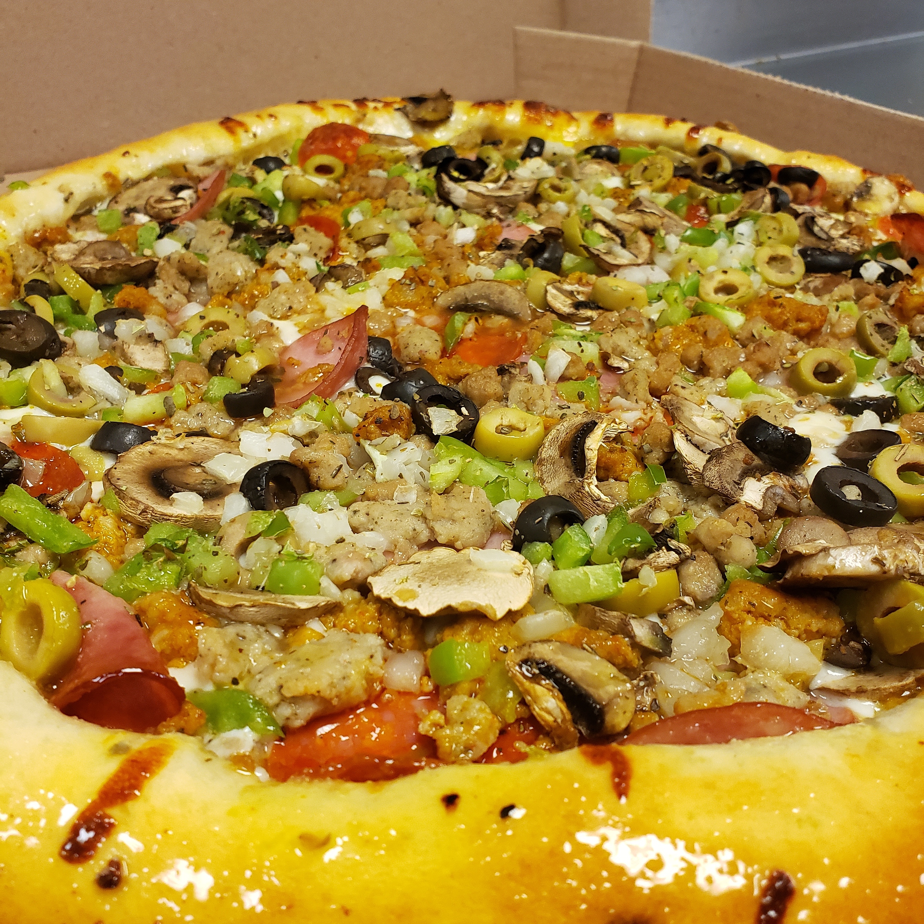 Supreme (Small - 10 Inch (6 Slices)