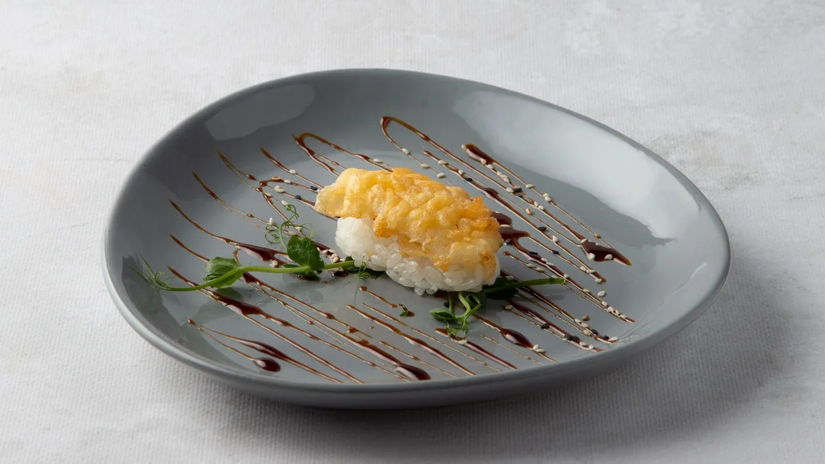 Nigiri kalmar w tempurze