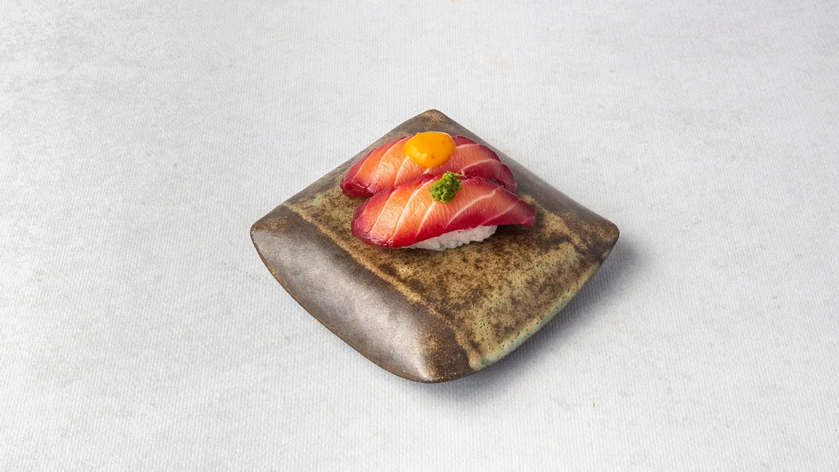 Nigiri łosoś gravlax