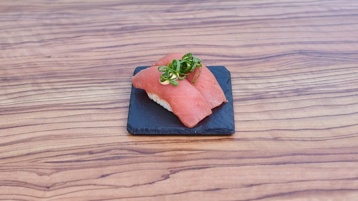 Nigiri tuńczyk
