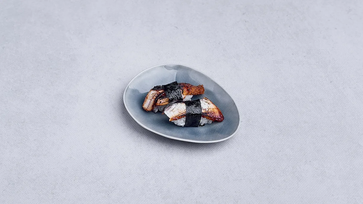 Nigiri węgorz grillowany