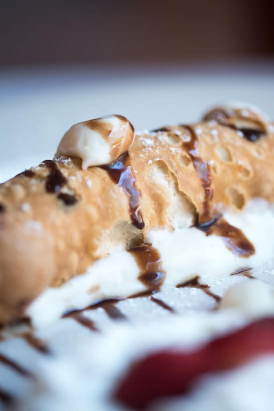 Italian Cannoli