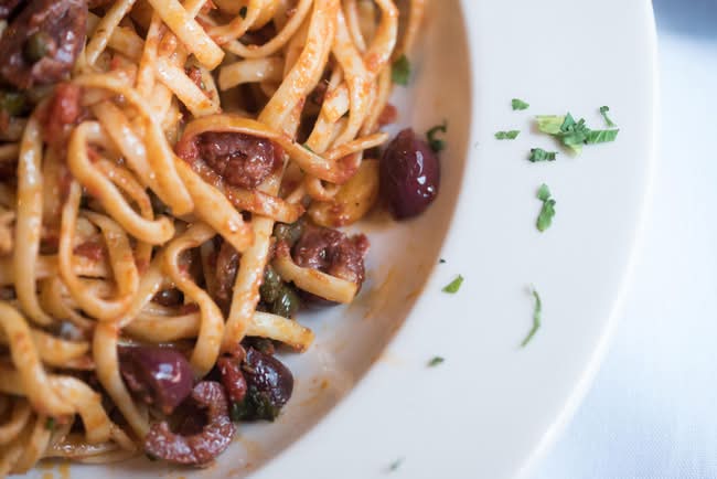 Linguine Putanesca D