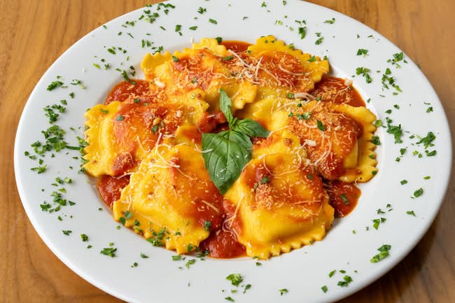 Ravioli alla Napoletana L