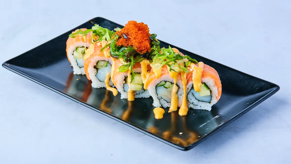 6. Lady Roll