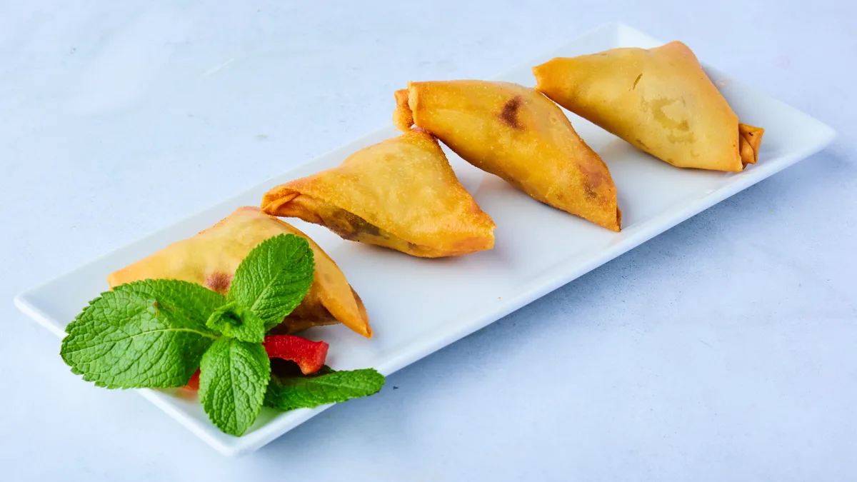 6. Samosa Chicken (4 stk)