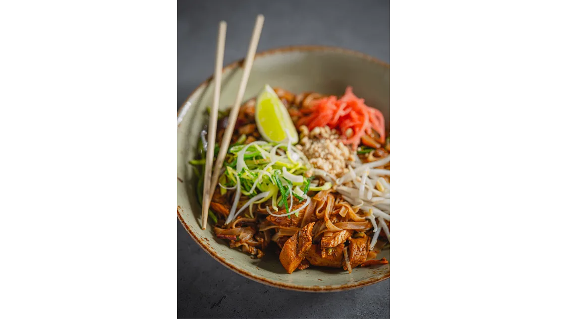 MAMA PAD THAI SHRIMP