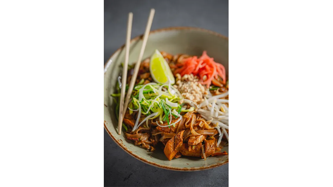 MAMA PAD THAI
