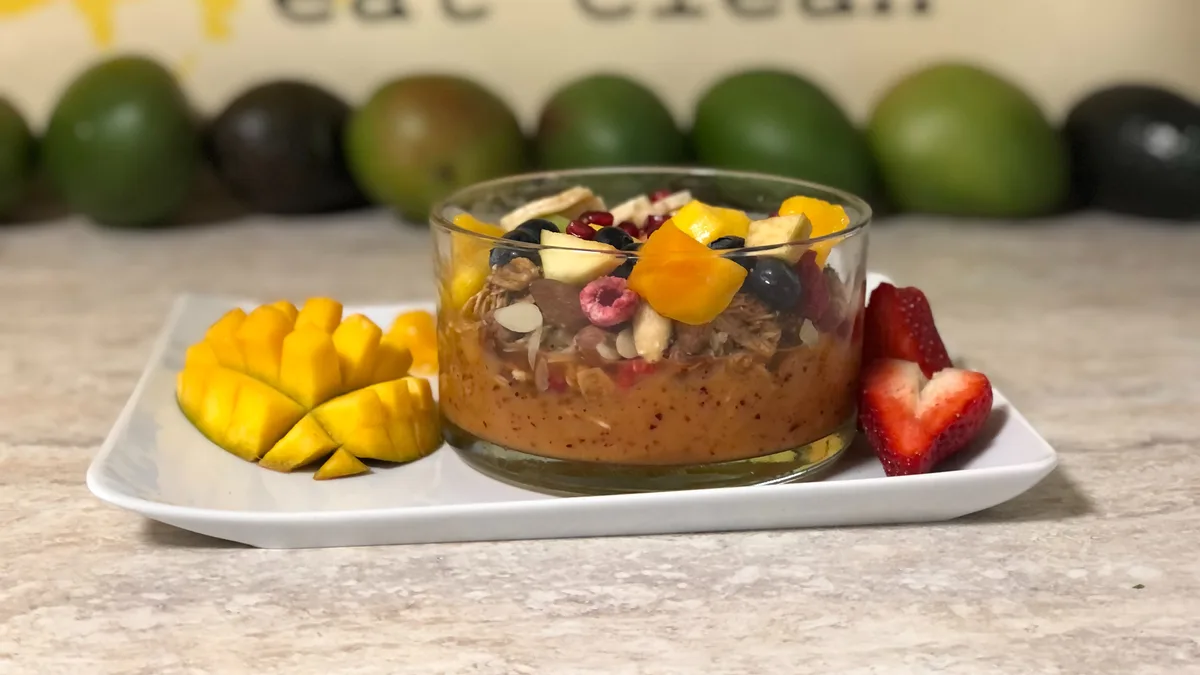 Mangó, papaya, ananász, dinnye, kék szőlő, sárgadinnye -  bowl