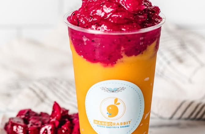 Mango Dragonfruit Slush 芒果火龙果雪泥