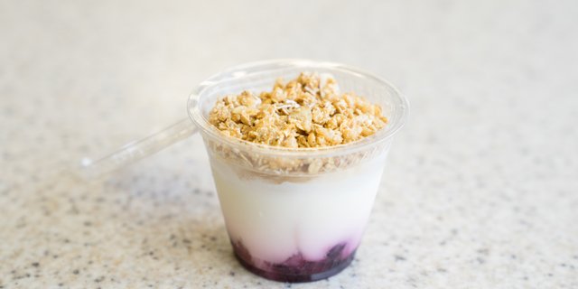 Yogurt Parfait Bowl
