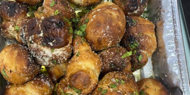 Garlic Knots