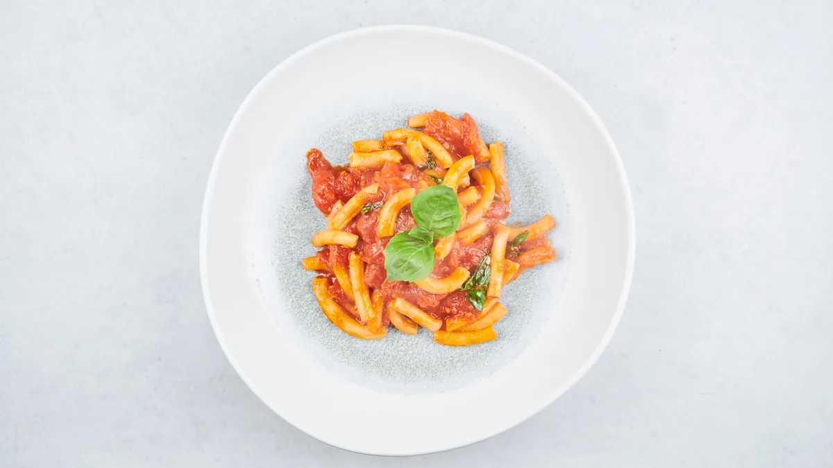 Pasta al Pomodoro e Basilico