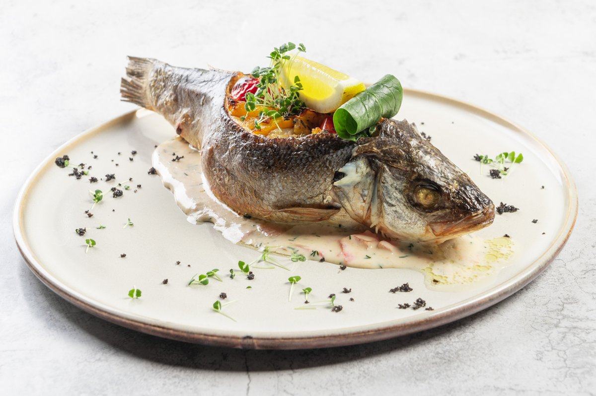 Сибас Velero с запечеными овощами