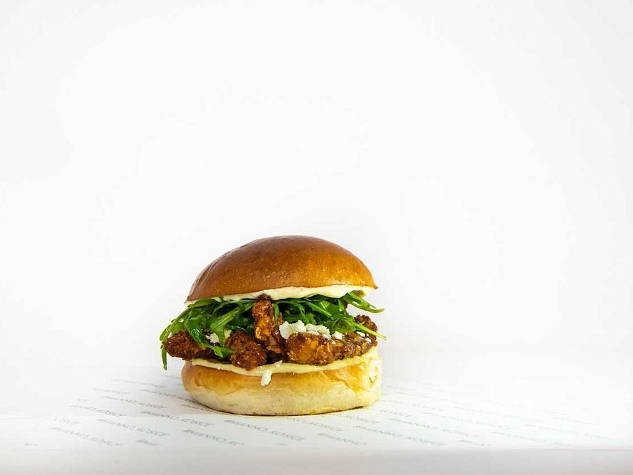 CHICKEN-BURGER