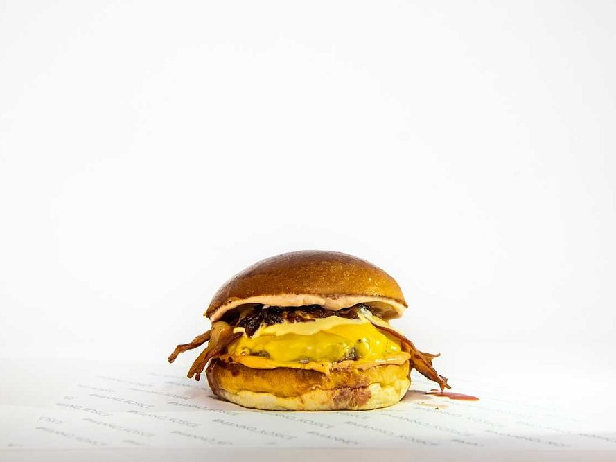 DOUBLE-BURGER