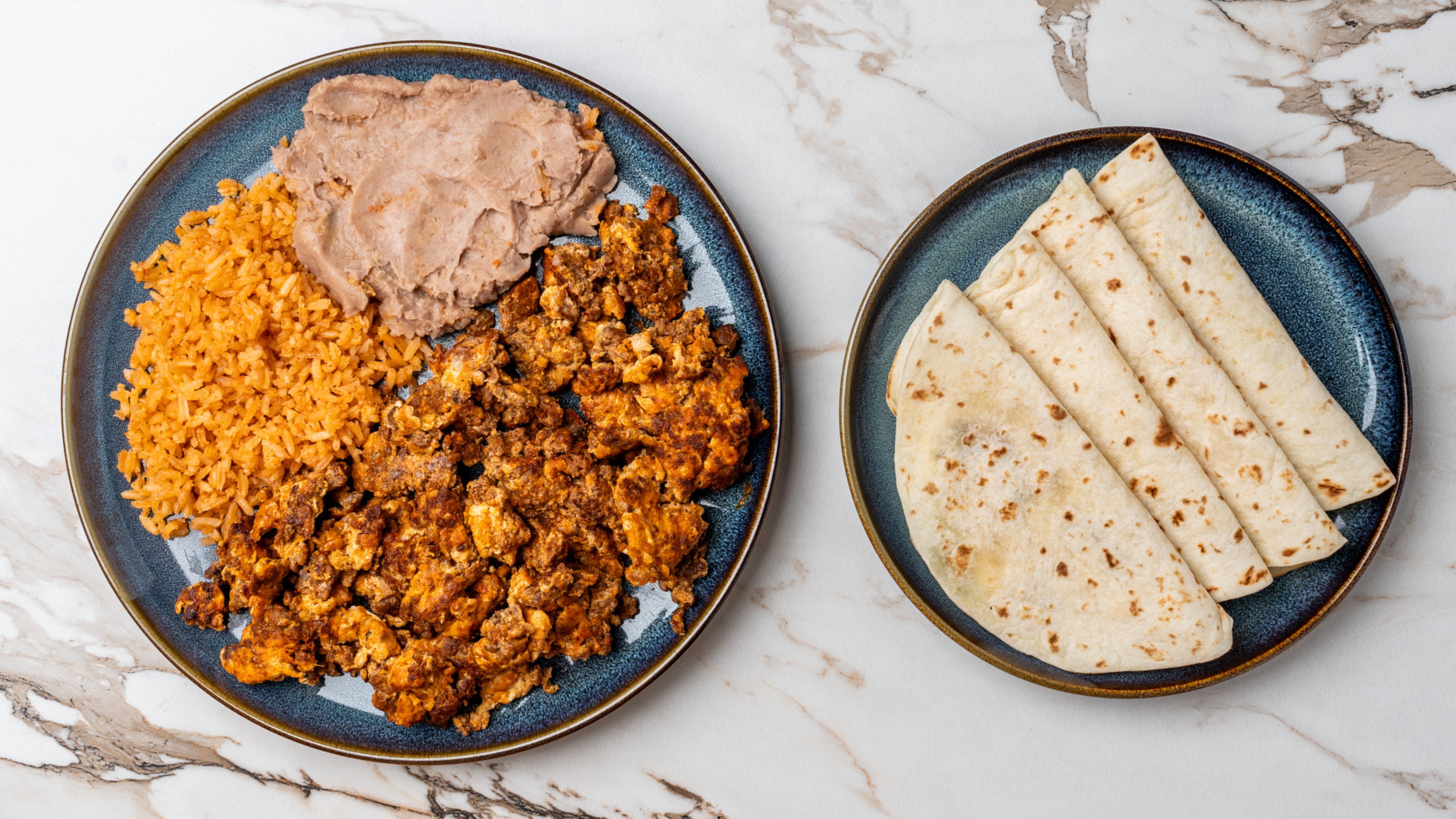 HUEVOS CON CHORIZO