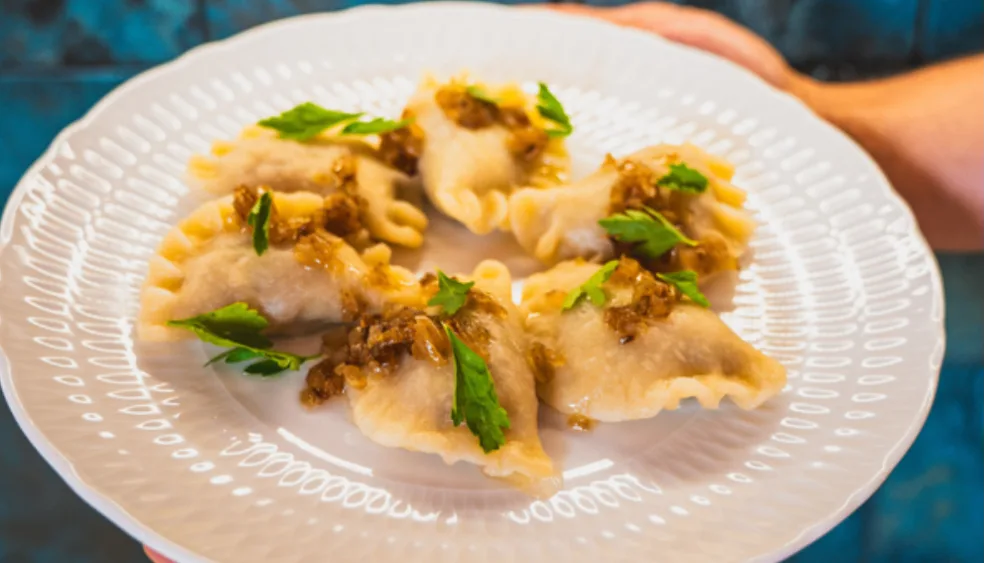 Pierogi z kapustą i borowikami