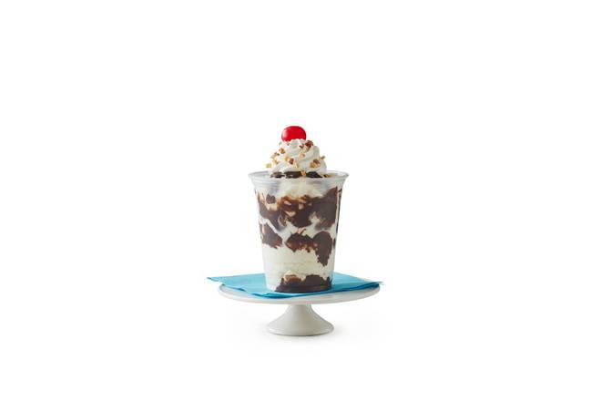 CLASSIC SUNDAE