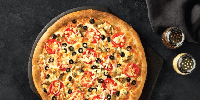 Garden Cauliflower Crust Pizza