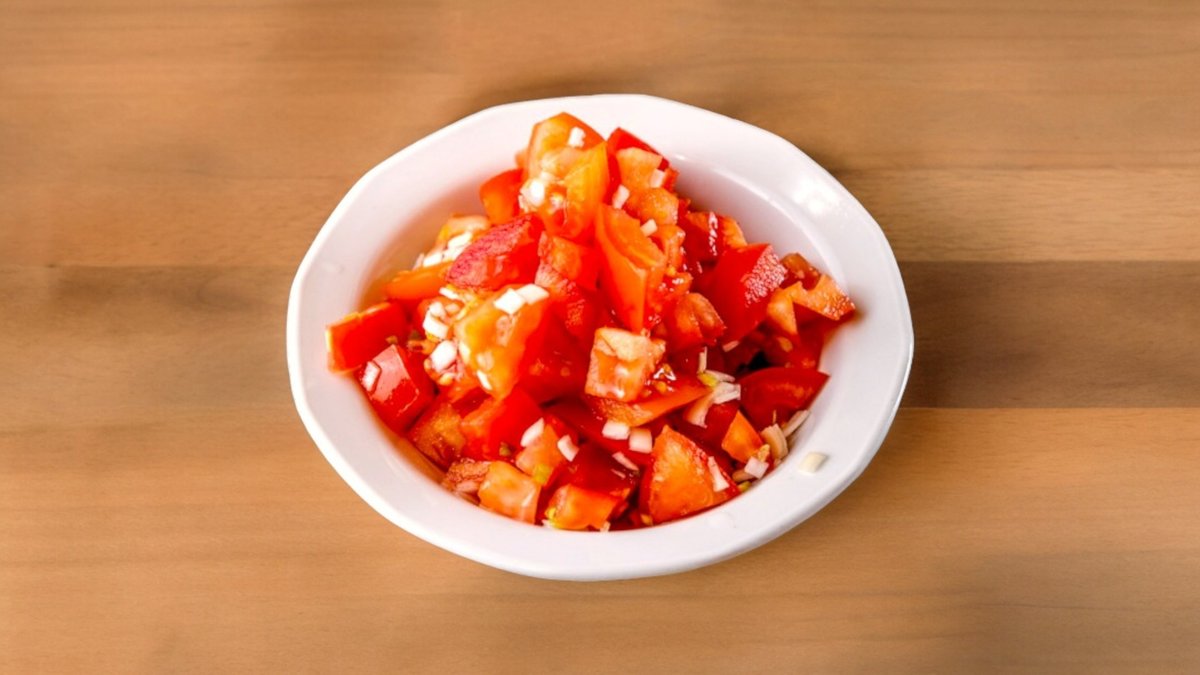 Paradicsomsaláta