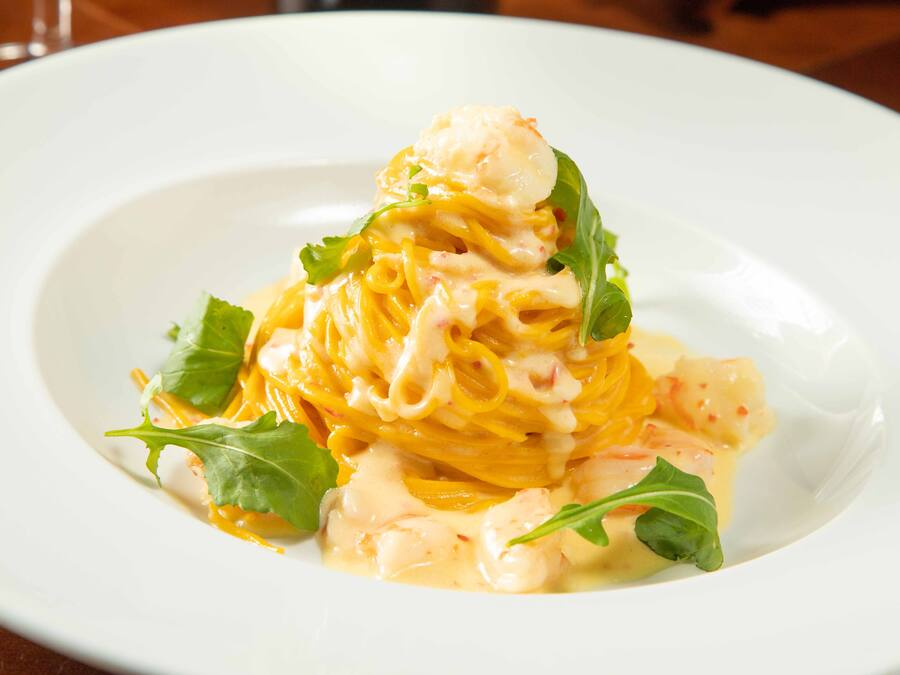 Tagliolini All'uovo con Gamberi e Rucola