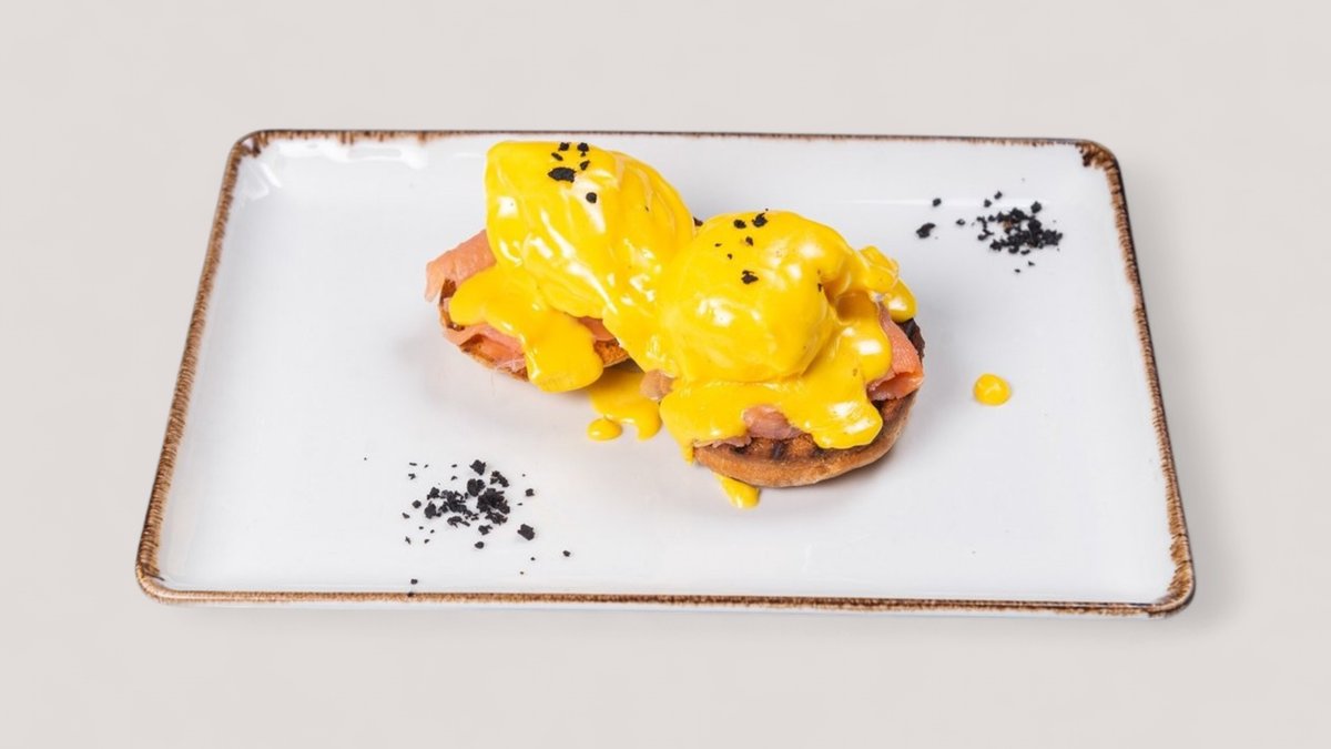 Eggs Royal
