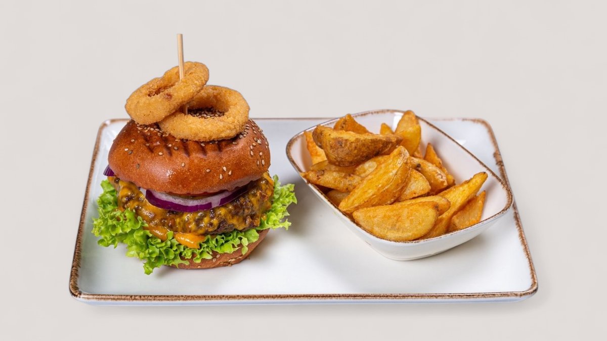 Marenda burger + krompirici