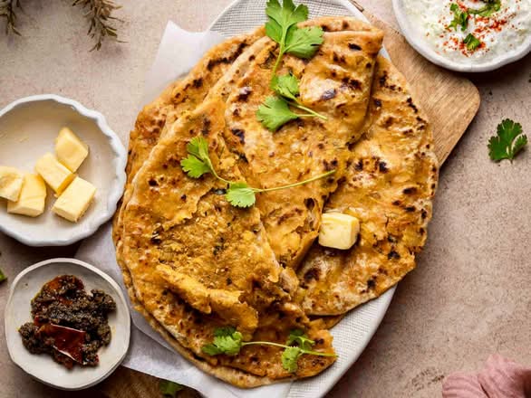 Aloo Paratha - 2 Pcs