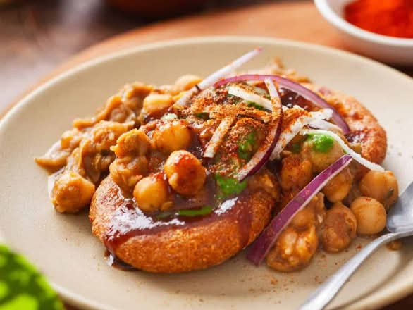 Aloo Tikki Chaat
