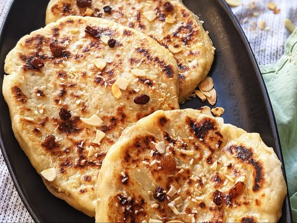 Peshwari Naan (Sweet Naan)