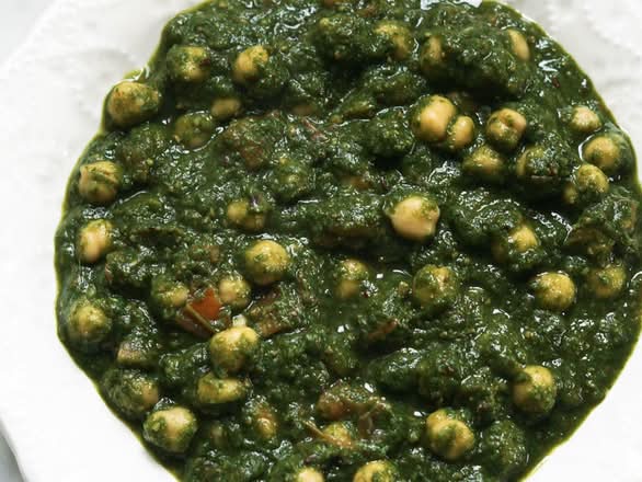 Saag Channa