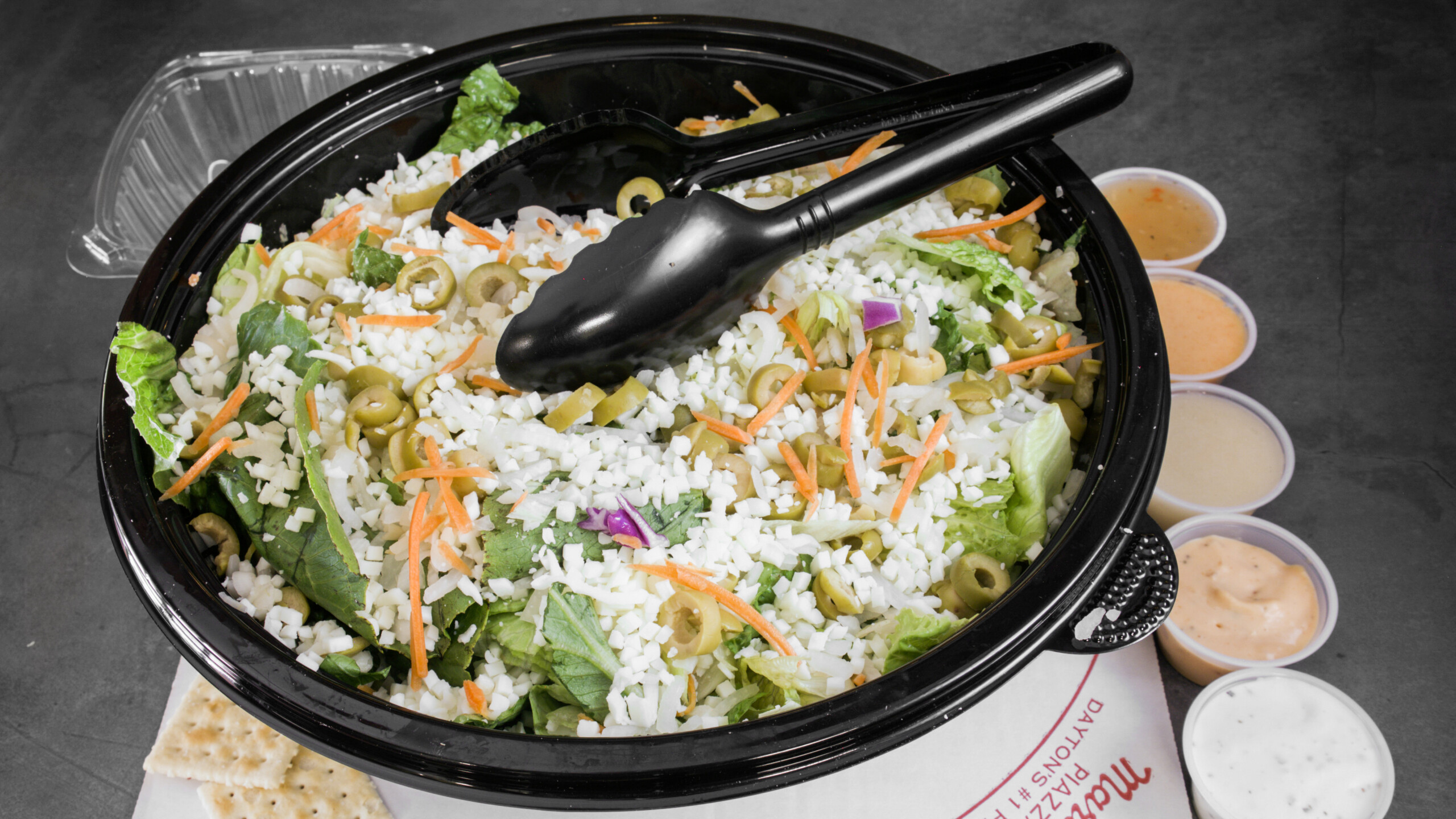 Party Deluxe Dinner Salad