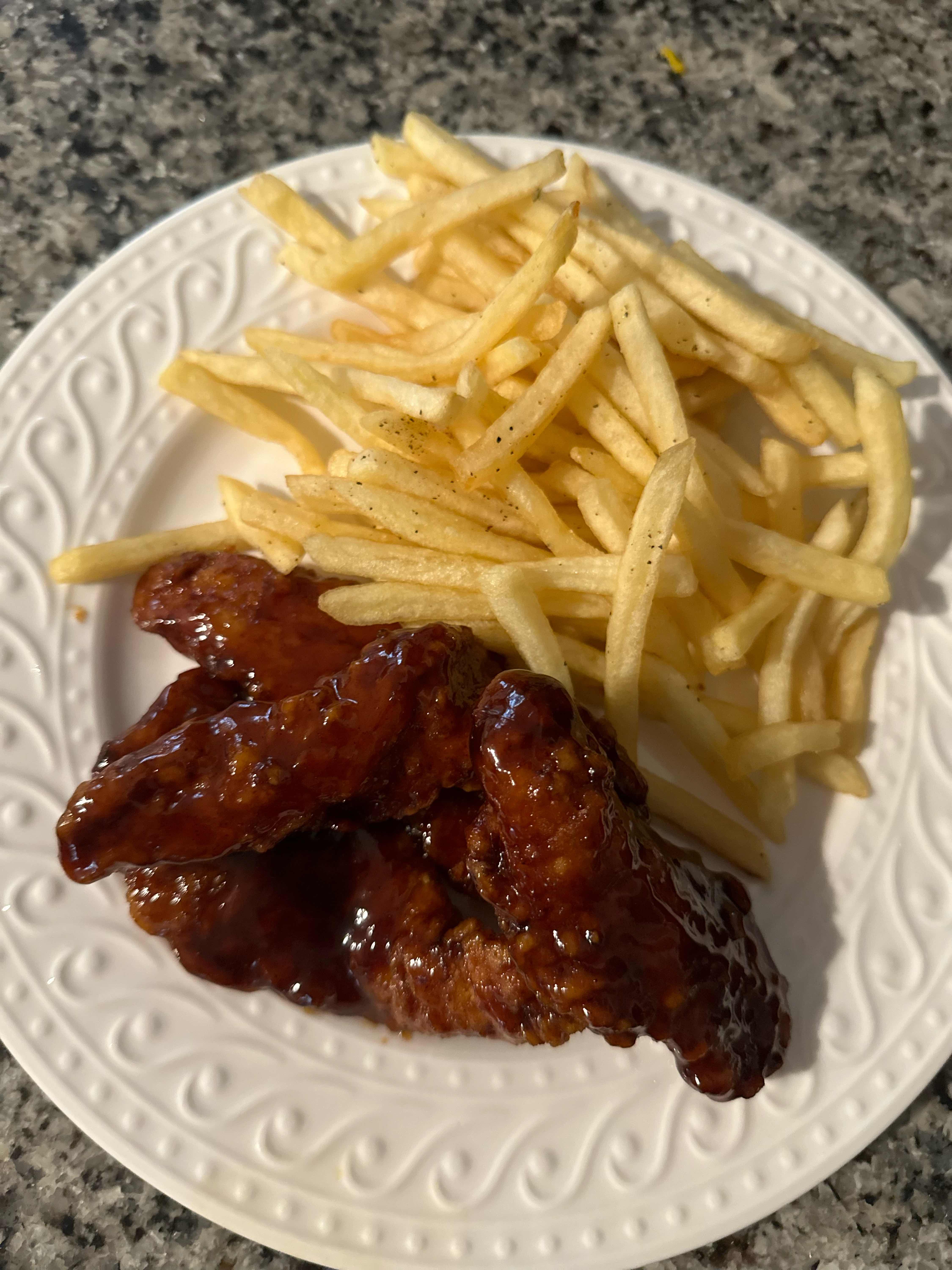 Honey Chipotle Crispy Chicken with Fries