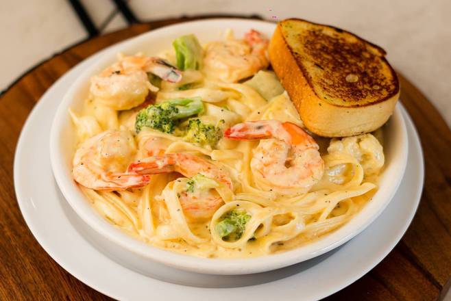 Shrimp Alfredo