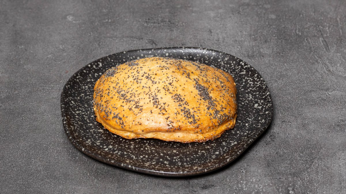 Cheese Roll Pie